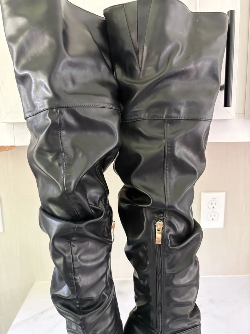 Women’s Black Leather like, Over-the-Knee Pointed-Toe Stiletto Boots SZ-8